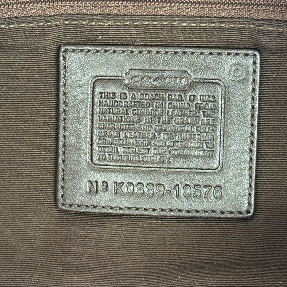 Coach Y2K Shoulder Bag White with Brown Handle - Picture 6 of 7